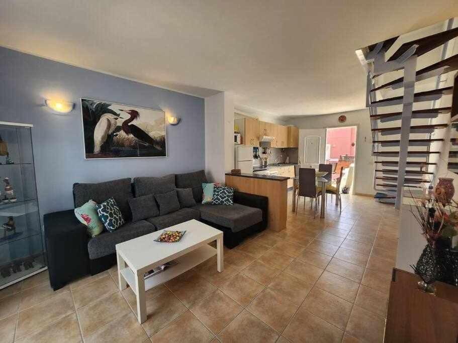 Daire Taty House Sea View